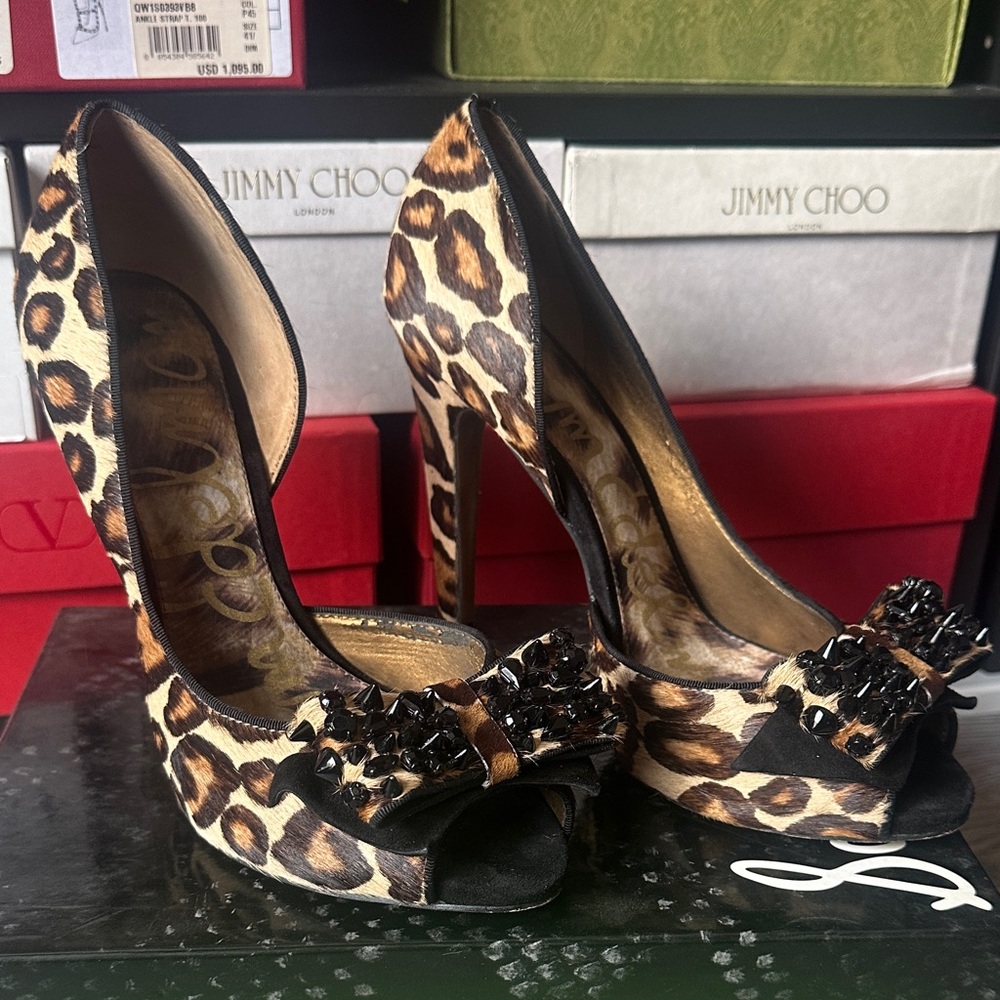 Sam Edelman Animal Print Heels with Black Bow - Picture 2 of 3